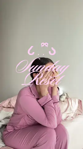 A post by @dannespinoo on TikTok caption: Los domingos son mis días favoritos! ૮ ˶• ༝ •˶ ა ♡ 💞 @HerbalEssencesLA 🌷! #VibrasRosa #VibrasRosasConHerbalEssences #HerbalEssencesMexico #HairTok #Publicidad