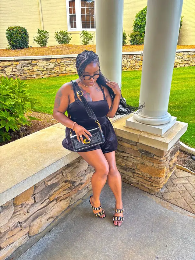 A post by @findingfate1111 on TikTok caption: Just living in my TRUTH... it's in me not on me ✨