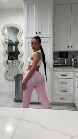 A post by @himynamesteeee on TikTok caption: Nope nope nopeyyyy #himynamestee 