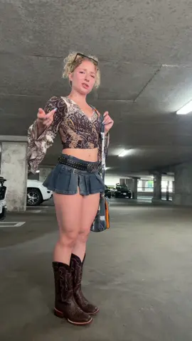 A post by @kennabeann14 on TikTok caption: This is my new fav sound