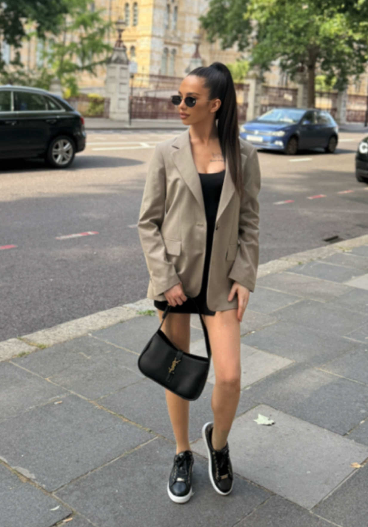 A post by @andra_a34 on TikTok caption: #fyp 