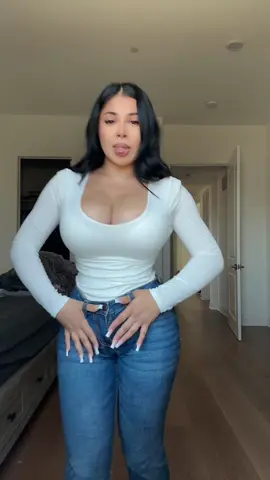 A post by @smsnelxkwlsjxks on TikTok caption: 🤓