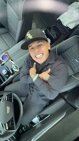 A post by @justincarpioo on TikTok caption: Te espero aqui🤞#sintuamor #justincarpio #fypシ #viral #parati #xyzbca #throwback #latino #paratiiiiiiiiiiiiiiiiiiiiiiiiiiiiiii #ny #nyc #foryoupage 