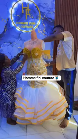 A post by @hommefinisacko on TikTok caption: Merci pour la confiance 🪡🧵chez homme fini couture 🧵 la maison des stars 