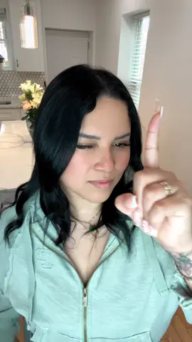 A post by @soyscar._1 on TikTok caption: 🔨🫣aja jajaja #soyscar #vira 