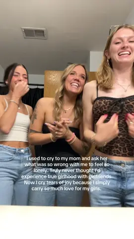 A post by @spidermanswhore on TikTok caption: EVERYTHING HAPPENS 4 A REASON💫 #girlhood #heartisfull #fyp 