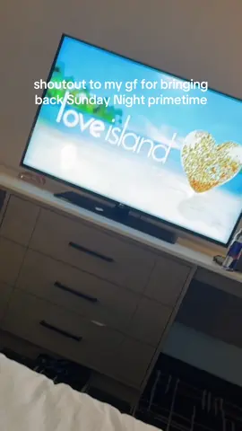 A post by @mariomirante on TikTok caption: We’re rooting for Zak with a K and Amaya Papaya for now.. hope Taylor loses tonight!! 🤞🏼 