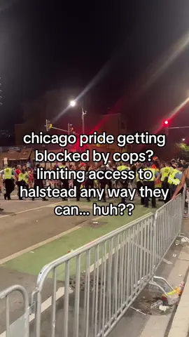 A post by @heyitsmaryalice on TikTok caption: chicago pride is acting weird like huh?? #chicago #chicagopride #pride #pridemonth #wlw 