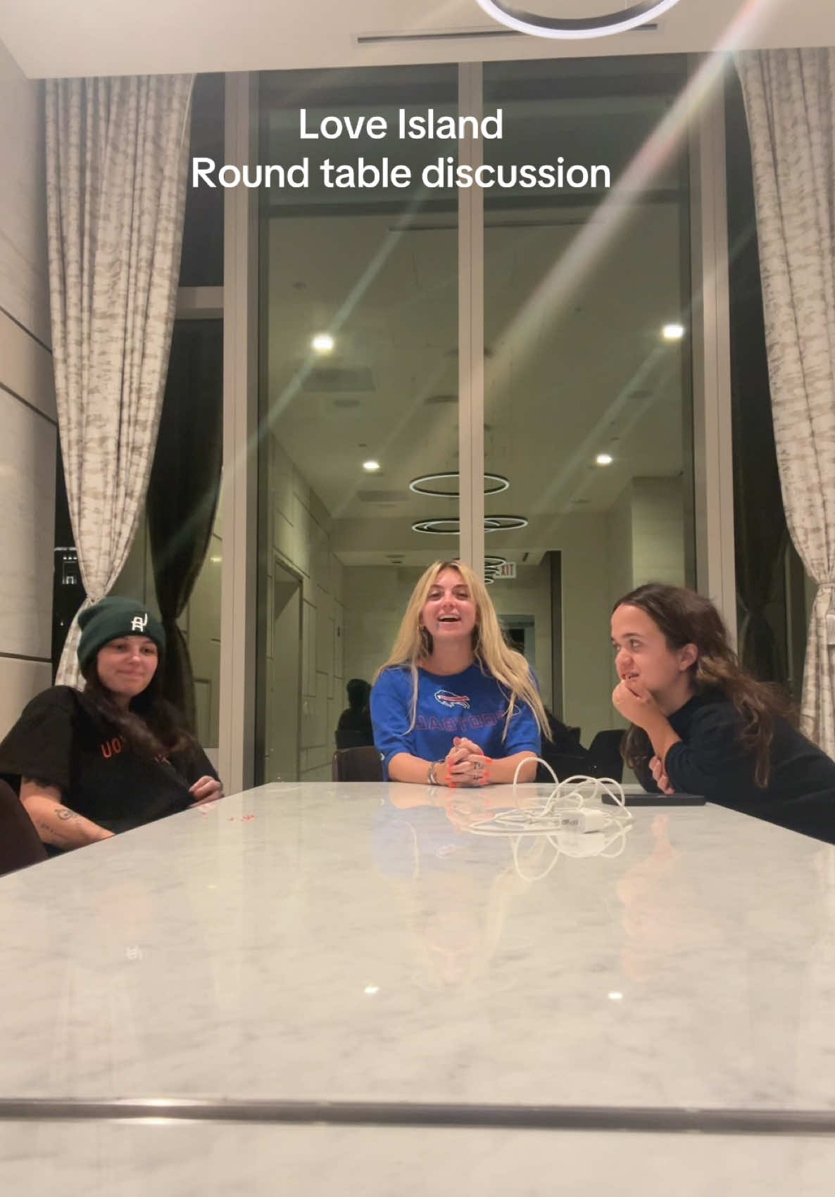 A post by @brielleybelly123 on TikTok caption: no one wanted the hot seat. everyone realize @chloeforero is now a converted love island watcher btw so go watch her thoughts @lia 