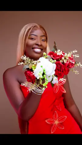 A post by @elvishelovanams on TikTok caption: Joyeux anniversaire 🎈🎊🎂🎉🎁 à mon sang 🩸 longue vie à nous soit béni et prospère dans tout ce que tu entreprends bb@Chancy🎀chancia❤ @Romaric Aaron Bouess @Gisellabyg @faridabouesse2 @Rosny 🥷🏾 @À+K💍❤️ @Jerry Borel ✝️🙏🇨🇫 @divamourket @Yannick Franck 🙌❤ @Président 🇬🇦 #anniversary 