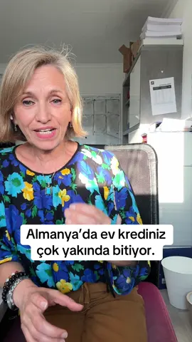 A post by @halide1904 on TikTok caption: Almanya’da ev aldınız on yıl önce ve çok yakında faiz anlaşmanız bitiyor ve yeni krediye ya da yeni faiz anlaşmasına ihtiyacınız var ne yapmalıyım.#almanya #türkiye #avrupa #kesfet #kesfetteyiz #ev #gurbet #emlak #faiz #banka 