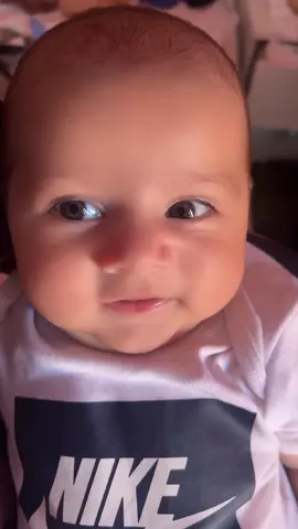A post by @axella_a_vald on TikTok caption: #fericireamea❤️#