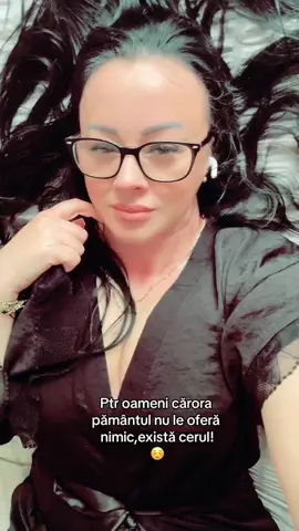 A post by @gabrielaflo15 on TikTok caption: #gabrielaflo❤️ #🇹🇩🇩🇪 #strongwoman💪🏼 #fypシ゚viral🖤tiktok☆♡🦋myvideo #fyptiktok #amintire 