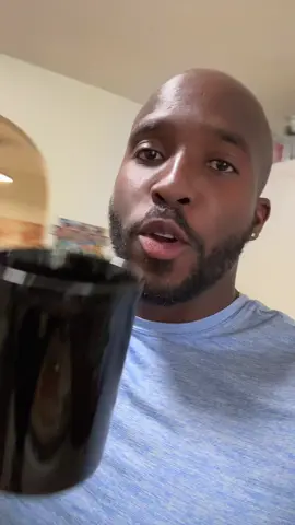 A post by @soydestine on TikTok caption: Buenos días feliz lunes🤭