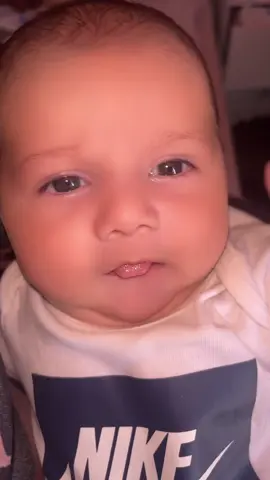A post by @axella_a_vald on TikTok caption: #bosulmeu💪 