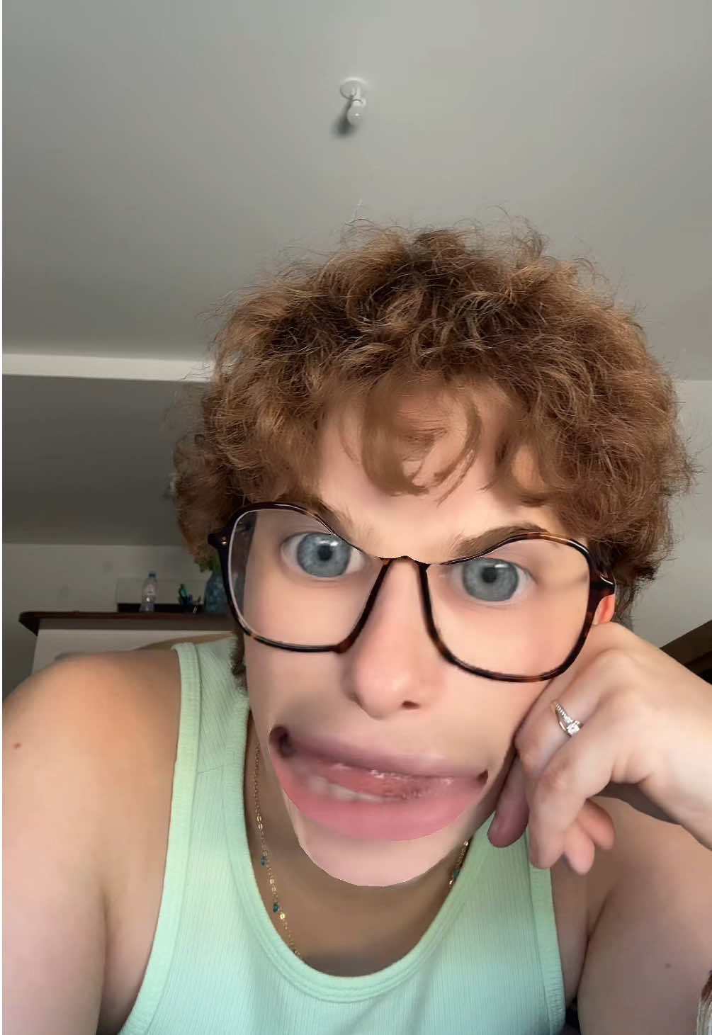 A post by @mariappymealspam on TikTok caption: #humour enfinnnnn