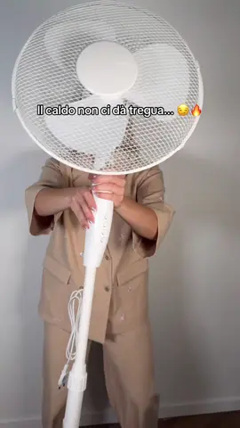 A post by @actionitalia on TikTok caption: Soffitta, bye bye: è tempo di rinfrescare!😚 #ActionItalia #Actionfinds 