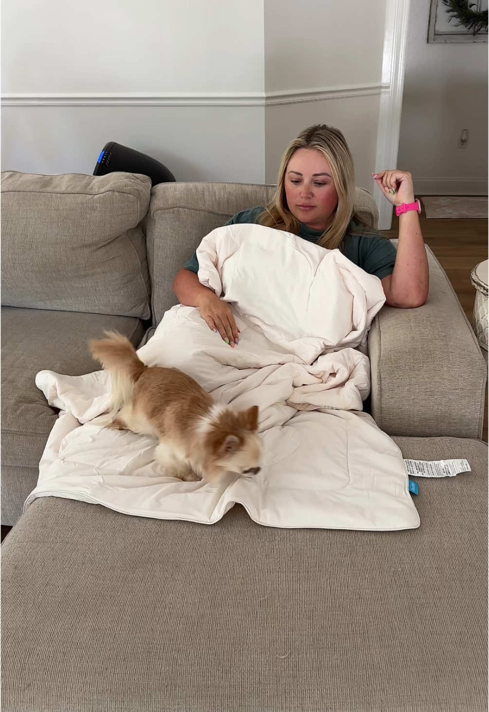 A post by @smalltownbeautybytess on TikTok caption: This Bedtter Cooling Throw from @parkheking is my new favorite🥶✨👌🏼#ChillYourLife #BedtterIsBetter #summer #home #momsoftiktok #fyp 