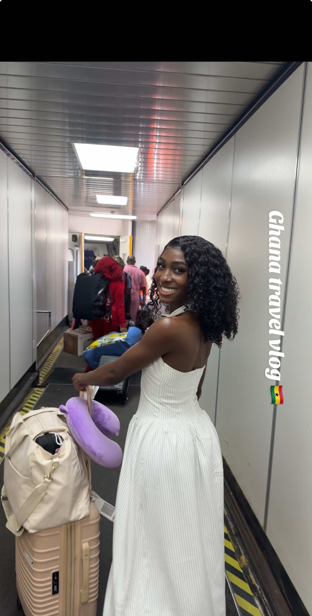 A post by @ginab.xo on TikTok caption: Replying to @Bia I’m homeeeee🥰🇬🇭 #ghana #ghanatiktok🇬🇭 #tiktokghana🇬🇭 #africantiktok #travelvlog #traveltiktok 