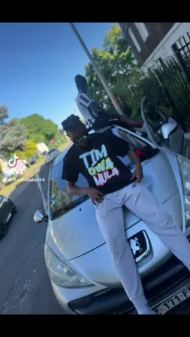 A post by @flashdiabis94 on TikTok caption: @Hadji One Officiel 🎙✅️ @diosky-95#goussela#soninkara🇸🇳🇲🇱🇲🇷🇬🇲🇬🇳 @