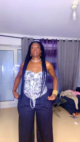 A post by @safiatoutraorebere on TikTok caption: #cotedivoire🇨🇮 #abidjan225🇨🇮  @isouch🤴  @Safi bere 