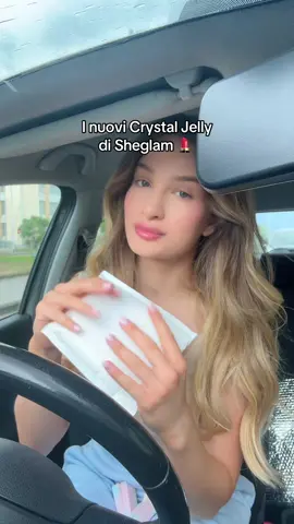 A post by @giuliacorrado_ on TikTok caption: @SHEGLAM  #SHEGLAM #SHEGLAMJellyStick #adv  