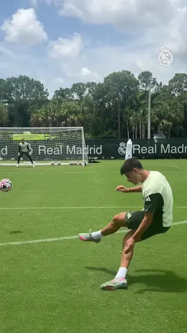 A post by @realmadrid on TikTok caption: ↪️🦵⚽️ #ArdaGüler #FIFACWC #RealMadrid 