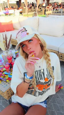 A post by @madi on TikTok caption: nothing better than a juicy drop pop 🥳🍭✨🫶🏼 @Juicydropcandyofficial #juicydrop #juicydroppartner #dipnstix 