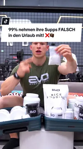A post by @kaygedan on TikTok caption: 99% nehmen ihre Supps FALSCH in den Urlaub mit! ❌🧳 #muskelaufbau #supplements #fitness #fitnesstips #urlaub 