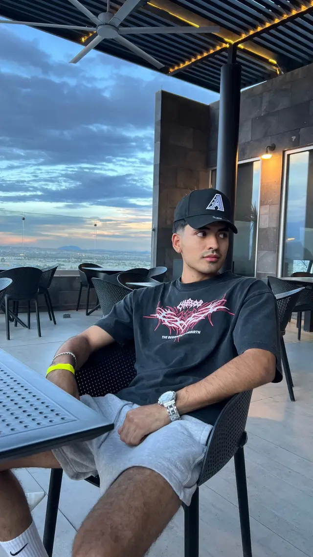 A post by @avila.carloss on TikTok caption: #explore #paratodos #fotos 