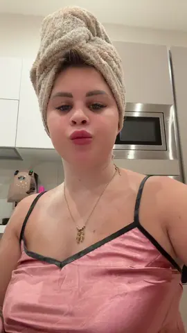 A post by @carmenborr3 on TikTok