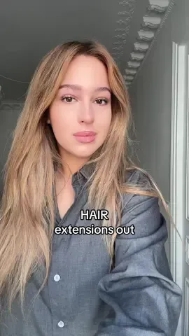 A post by @mathildekst on TikTok caption: HAIR TRANSFORMATION #Vlog #vlogs #hair #hairstyle #hairtok #haircut #hairtutorial #hairstyles #hairtransformation #hairstylist #GlowUp invitation