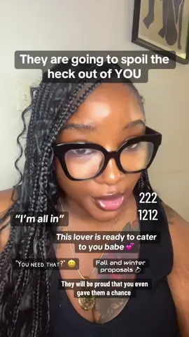 A post by @findingfate1111 on TikTok caption: #lovereading #lovepsychic #twinflame #fy #lovereadings #truelove #powercouple 