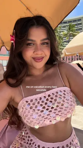 A post by @ on TikTok caption: me and the patrick ta body balm 🫱🏼‍🫲🏽#bodyglow #bodycareproducts #vacationessentials #bronze #glowyskin #summerglow #patricktabeauty @Patrick Ta Beauty 