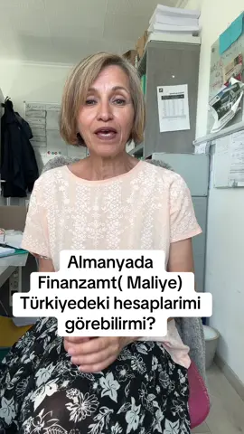 A post by @halide1904 on TikTok caption: Almanya’da vergi dairesi Türkiye’deki hesaplarıma banka hesaplarıma ulaşabilir mi. Evet ulaşabilir her senenin temmuz ayında Türkiye’den Almanya’ya bütün kontu bilgileri Almanya’da yaşayanların bildirilir. Burada neye bakıp burada ne bildiriliyor. Kontör girişleri emeklilik Tagel faiz geliri ya da sattığınız bir evin parası. Bütün bunlar Almanya’ya bildiriliyor her sene.#almanya #türkiye #avrupa #kesfet #gurbet #kesfetteyiz #faiz #banka #fınanzamt #vergi #steuer #bitcoin 