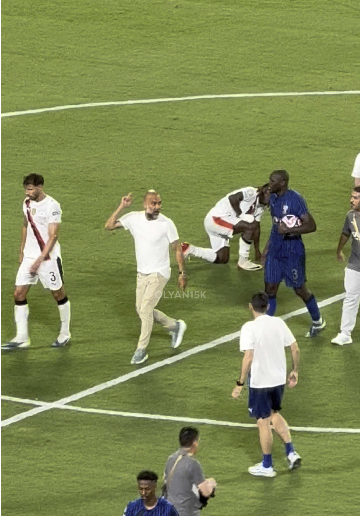 A post by @olyan15k on TikTok caption: #الهلال #mancity 