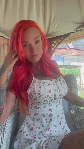 A post by @annidemieche on TikTok caption: 🤍
