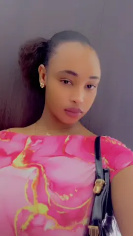 A post by @fatim6967 on TikTok caption: Quand j’aurai des nouveaux je reviendrai 🤣🤣🤣🤣