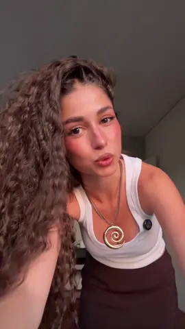 A post by @alejandrdiazz on TikTok caption: LO TENEMOOOOOS, hay muchod mas en @Pull&Bear. He hecho pedido asi que ya os enseñaré 🤍🤍🤍 #pullandbearcommunity 