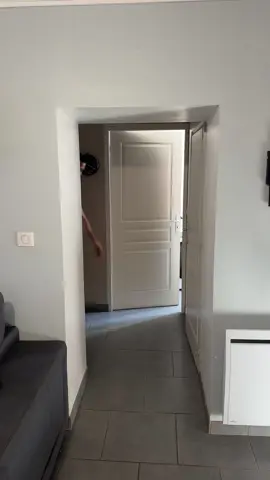 A post by @jeremlaura_ on TikTok caption: Il est pas l’heure de dîner 🤣🤣 