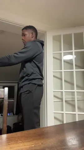 A post by @soydestine on TikTok caption: Ya no aguanto otro grr