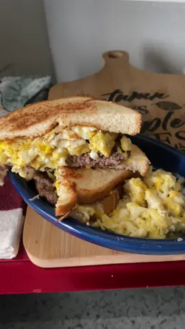 A post by @brooklynnbratt on TikTok caption: YESSSSS 😍❤️❤️☀️good morning guys 