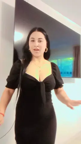 A post by @floreflorentina10 on TikTok caption: #foryou🥰🥰 