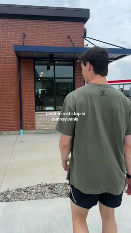 A post by @w0ahhkate on TikTok caption: Me crashing out on my mom