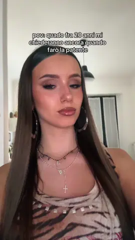 A post by @aaliceperego on TikTok caption: ... #chill 