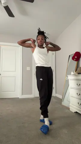 A post by @bozoam on TikTok caption: lululemon 