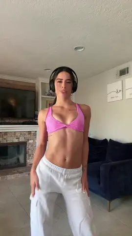 A post by @laurenkettering on TikTok