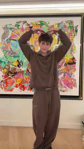 A post by @bachbuquen on TikTok caption: <3 @Madhappy 