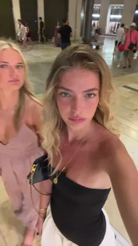A post by @daisymabes on TikTok