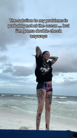 A post by @666spider_teeth on TikTok caption: Sun walks on the beach ☀️🌊 #spiderlegs #relatable #fyp #fypシ #beach #ocean #problems #foryoupage #trending #bluecollar #biker #gymtok #engagement 